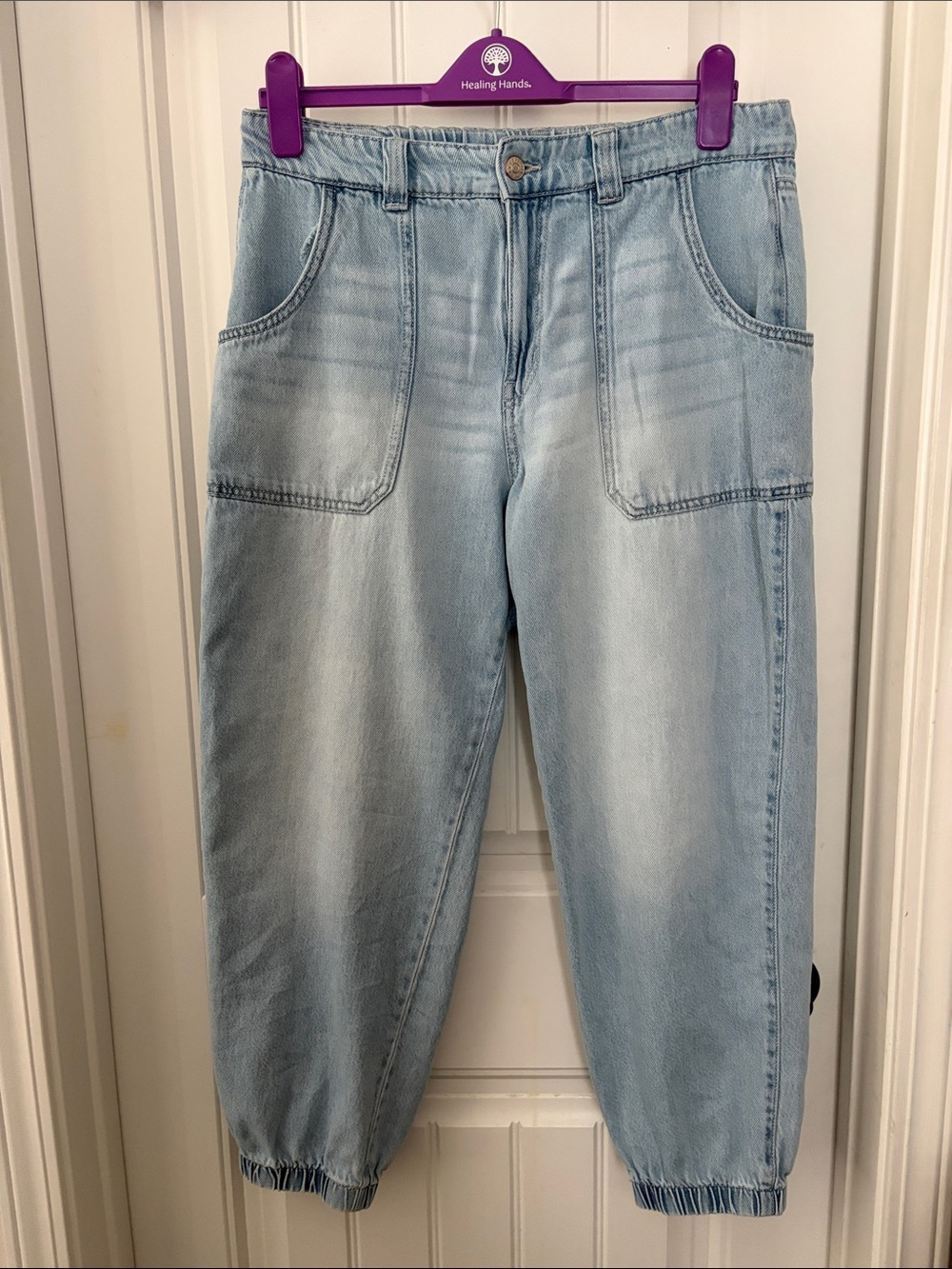 Women’s Light Wash Denim Jogger Pants-Worn 1 time